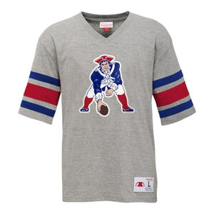 Mitchell and Ness Youth New England Patriots Tshirt Size Small